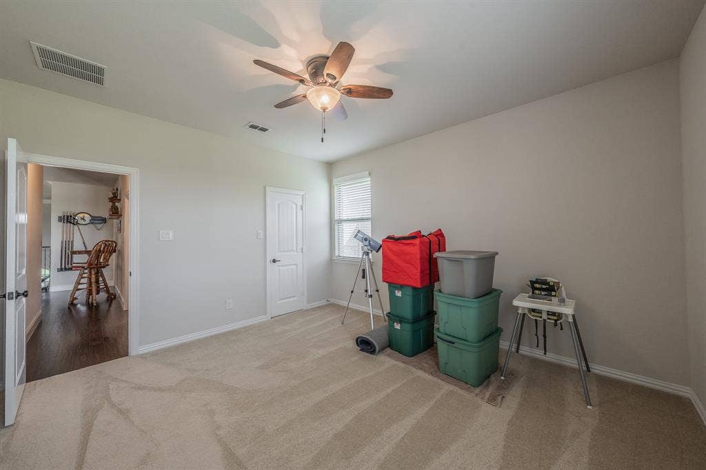 1233 Clearwater Drive, Frisco, TX 75036 Guest bedroom 1
