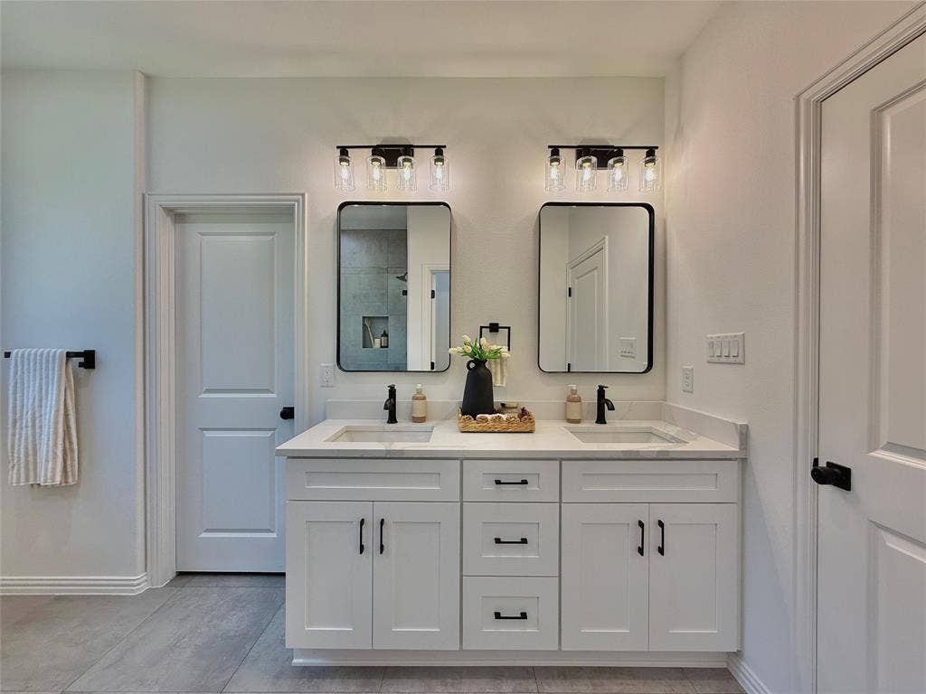 4620 Evening View Drive, Granbury, TX 76048 4620 Evening View Drive, Granbury, TX 76048