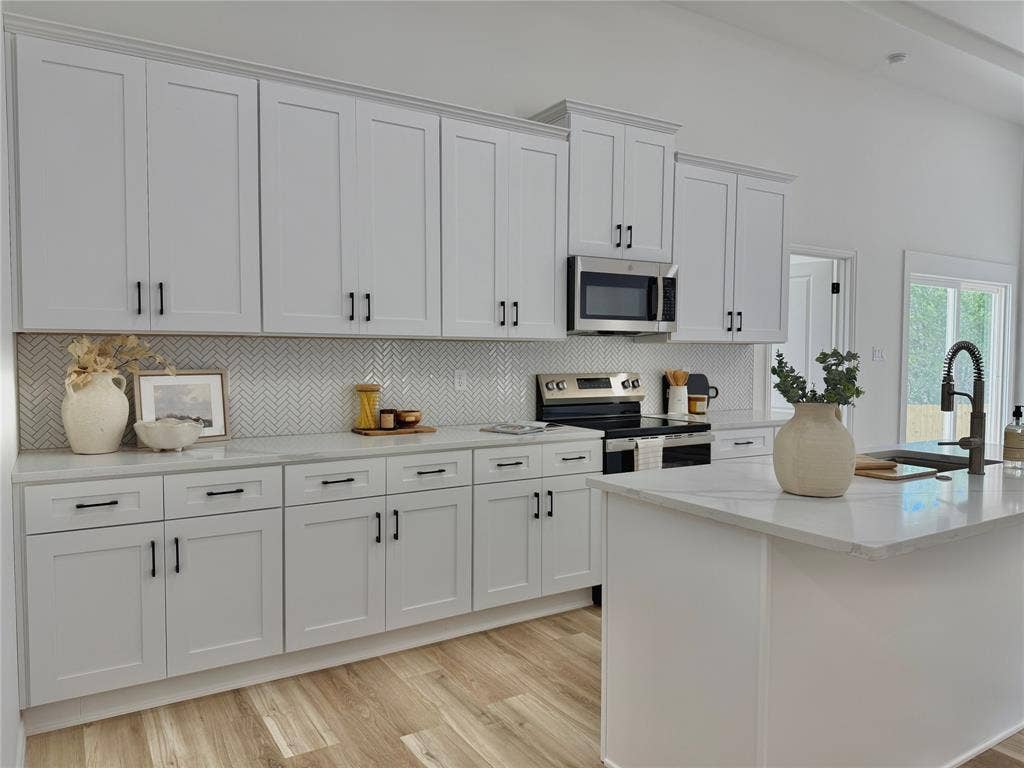 4620 Evening View Drive, Granbury, TX 76048 4620 Evening View Drive, Granbury, TX 76048