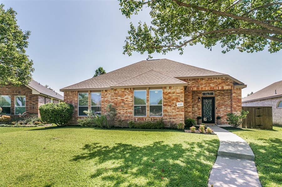Property photo for 1630 Branch Creek Drive, Allen, TX