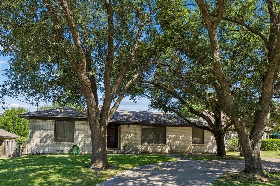 Property photo for 8011 Eagle Trail, Dallas, TX