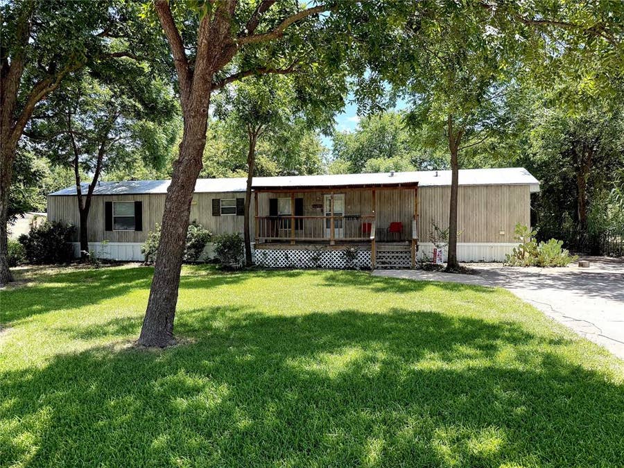 Property photo for 1809 Ranch Road, Grand Prairie, TX