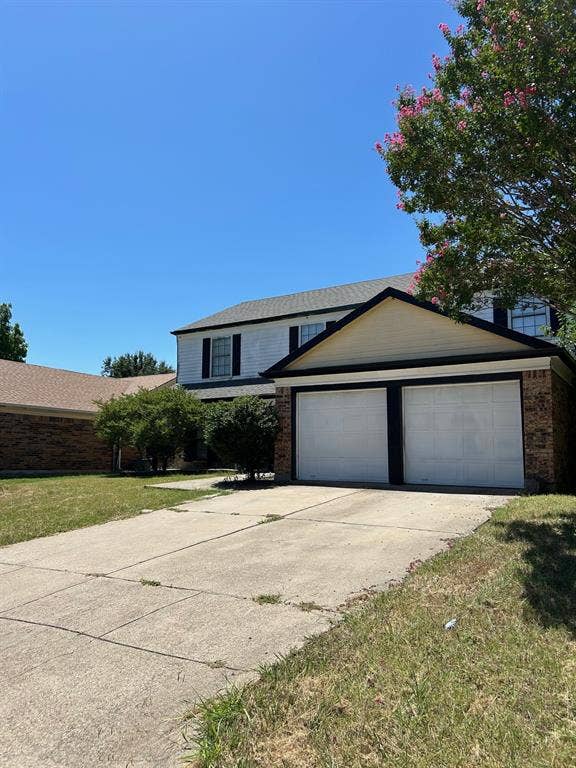 Property photo for 2319 Abbington Lane, Grand Prairie, TX