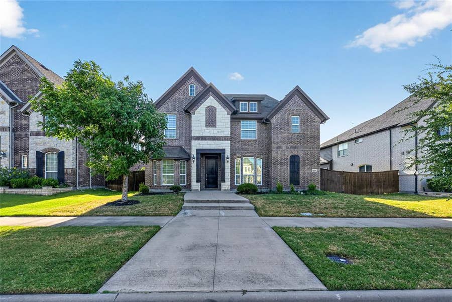 Property photo for 5724 Matterhorn Drive, Frisco, TX