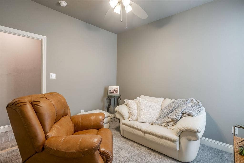 2708 San Gabriel Drive, Granbury, TX 76048 2708 San Gabriel Drive, Granbury, TX 76048