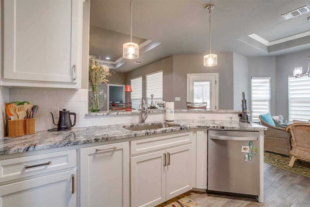 2708 San Gabriel Drive, Granbury, TX 76048 2708 San Gabriel Drive, Granbury, TX 76048