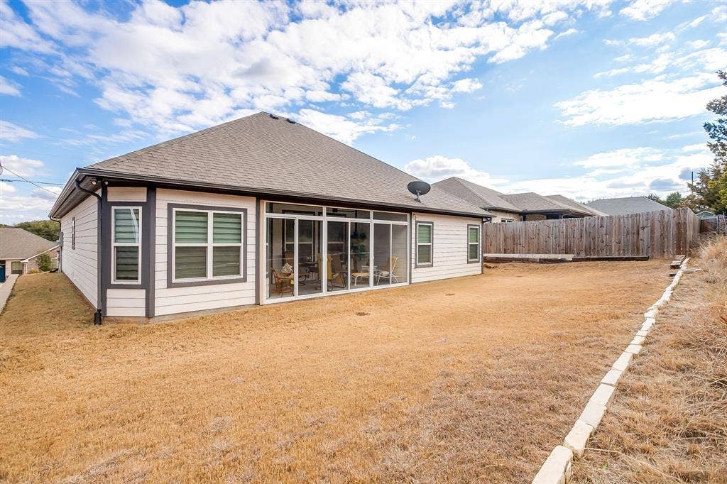 2708 San Gabriel Drive, Granbury, TX 76048 2708 San Gabriel Drive, Granbury, TX 76048