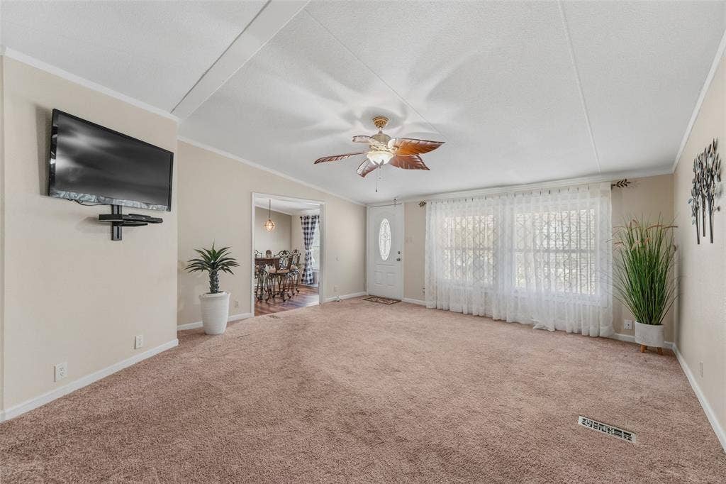 542 Private Road 4906, Haslet, TX 76052 542 Private Road 4906, Haslet, TX 76052