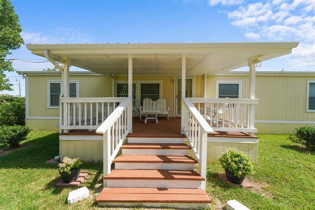 542 Private Road 4906, Haslet, TX 76052 542 Private Road 4906, Haslet, TX 76052