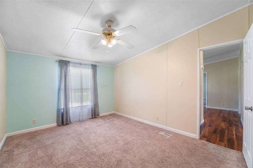 542 Private Road 4906, Haslet, TX 76052 542 Private Road 4906, Haslet, TX 76052