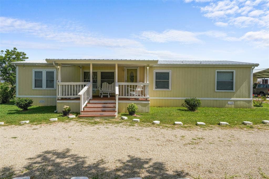 542 Private Road 4906, Haslet, TX 76052 542 Private Road 4906, Haslet, TX 76052
