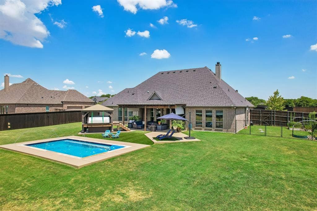1210 Bosque Lane, Midlothian, TX 76065 1210 Bosque Lane, Midlothian, TX 76065