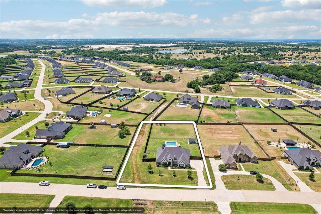 1210 Bosque Lane, Midlothian, TX 76065 1210 Bosque Lane, Midlothian, TX 76065