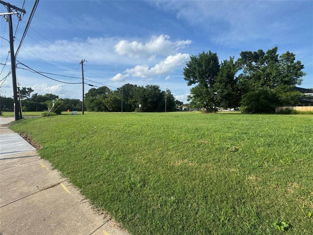 7902 Carbondale Street, Dallas, TX 75216 7902 Carbondale Street, Dallas, TX 75216