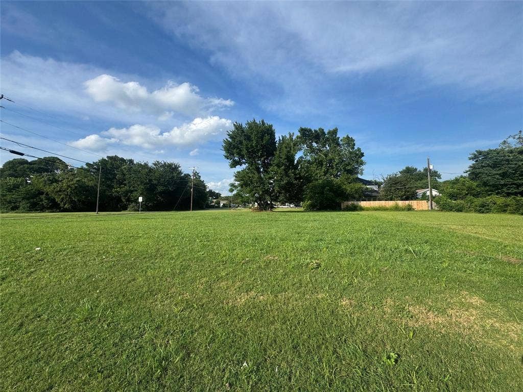 7902 Carbondale Street, Dallas, TX 75216 7902 Carbondale Street, Dallas, TX 75216