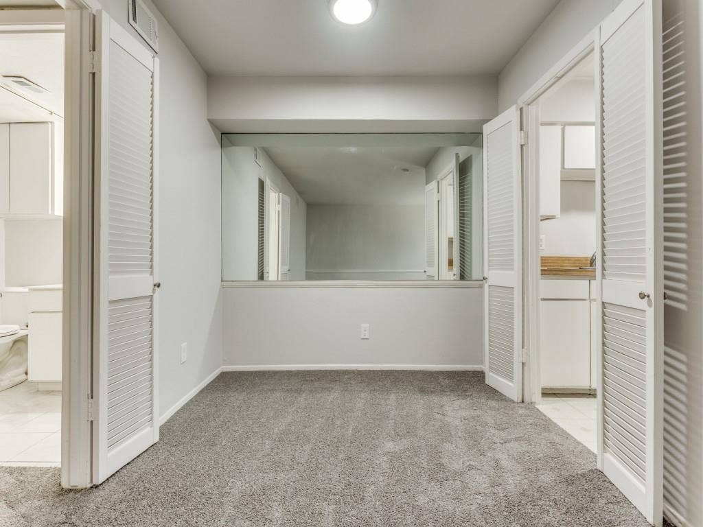 12888 Montfort Drive, #155, Dallas, TX 75230 Dining Area