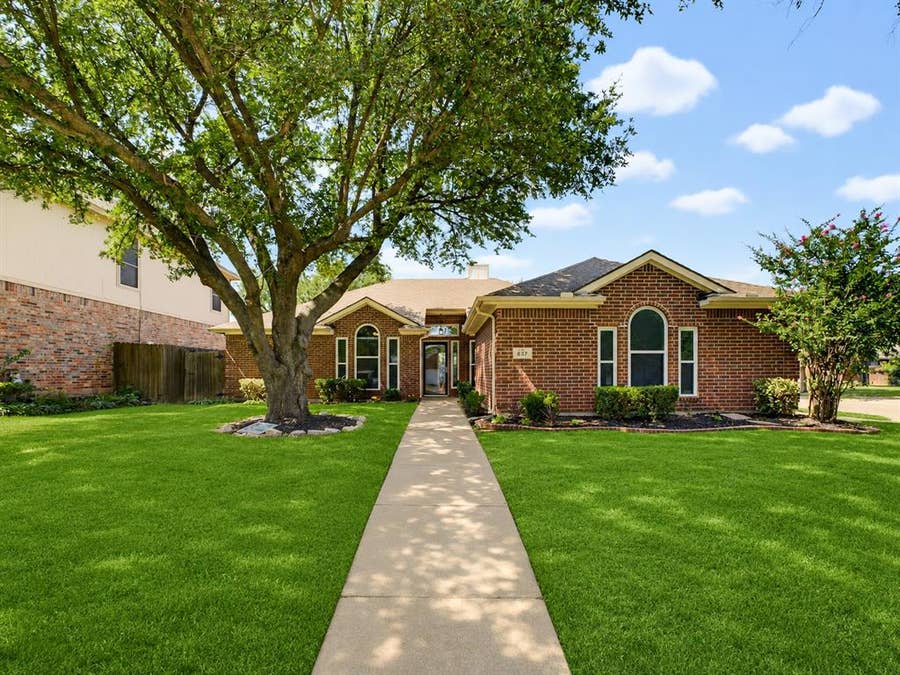 Property photo for 637 Cedarwood Drive, Keller, TX