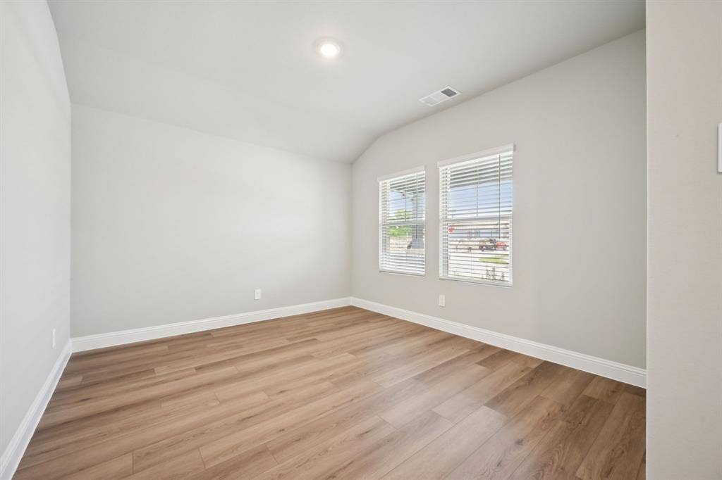 6201 Castamere Drive, Princeton, TX 75071 Photo is not of the actual home, but is an inspirational photo of builder’s model home and may depict options, furnishings, and/or decorator features that are not included.
