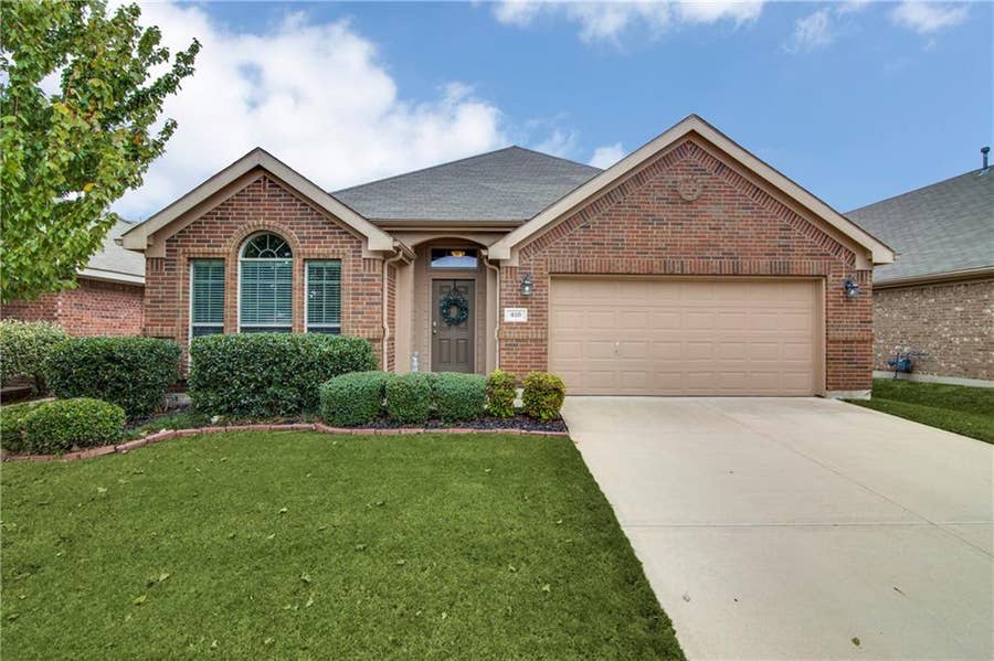 Property photo for 419 Sugarberry Lane, Fate, TX