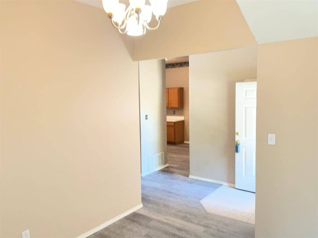 1001 Stockton Drive, Burleson, TX 76028 1001 Stockton Drive, Burleson, TX 76028