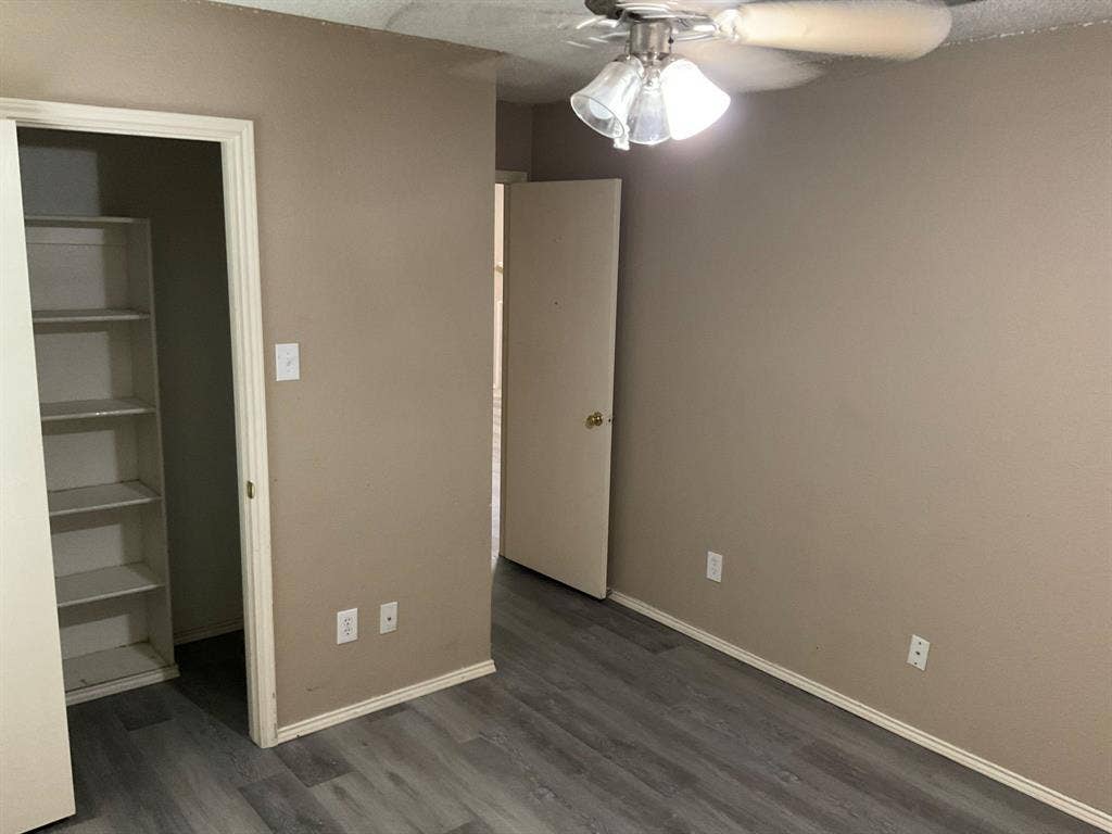 1001 Stockton Drive, Burleson, TX 76028 1001 Stockton Drive, Burleson, TX 76028