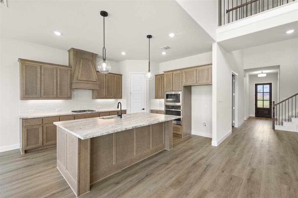224 Mountain Laurel Drive, Waxahachie, TX 75165 DFW-Myrtle Creek-Concept 3473-224 Mountain Laurel Drive-Kitchen-Risewell Homes-2