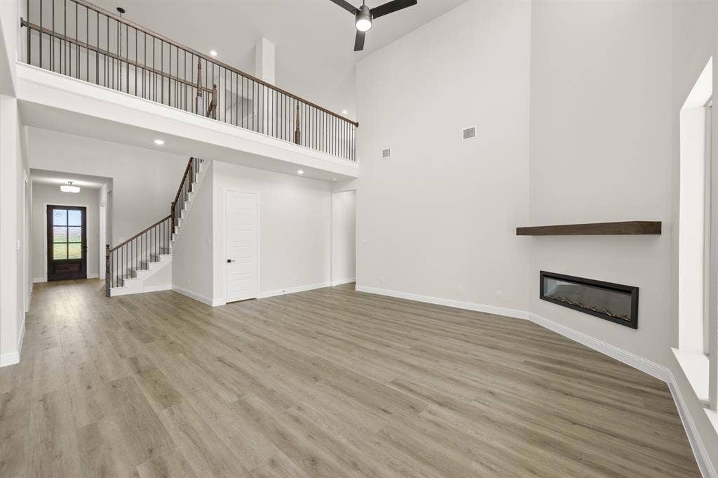224 Mountain Laurel Drive, Waxahachie, TX 75165 DFW-Myrtle Creek-Concept 3473-224 Mountain Laurel Drive-LivingRoom-Risewell Homes-1