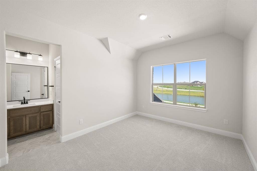 224 Mountain Laurel Drive, Waxahachie, TX 75165 DFW-Myrtle Creek-Concept 3473-224 Mountain Laurel Drive-Bedroom-Risewell Homes-2