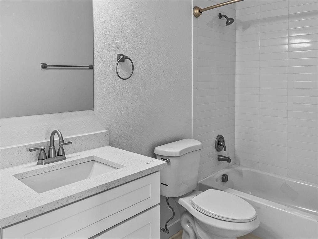 2720 Rochelle Point, Irving, TX 75062