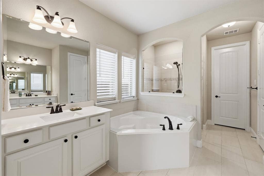 8205 Plumbago Way, Dallas, TX 75252 8205 Plumbago Way, Dallas, TX 75252