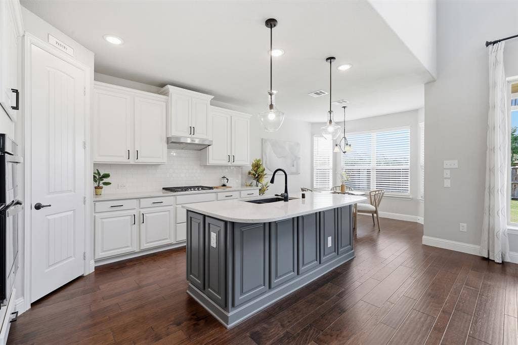 8205 Plumbago Way, Dallas, TX 75252 8205 Plumbago Way, Dallas, TX 75252