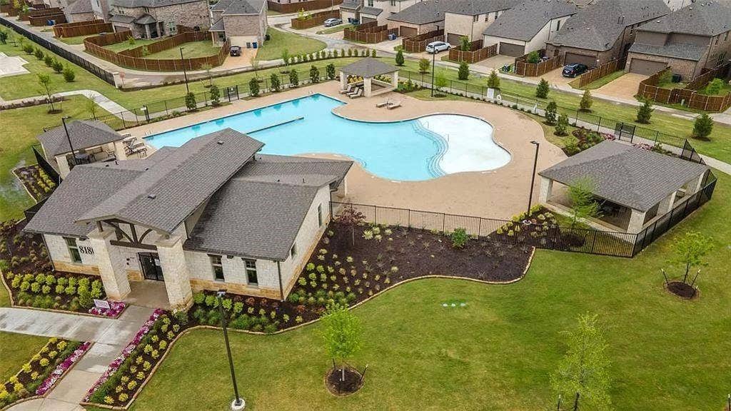 8205 Plumbago Way, Dallas, TX 75252 8205 Plumbago Way, Dallas, TX 75252