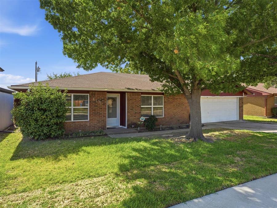 Property photo for 817 Bullock Street, Coppell, TX
