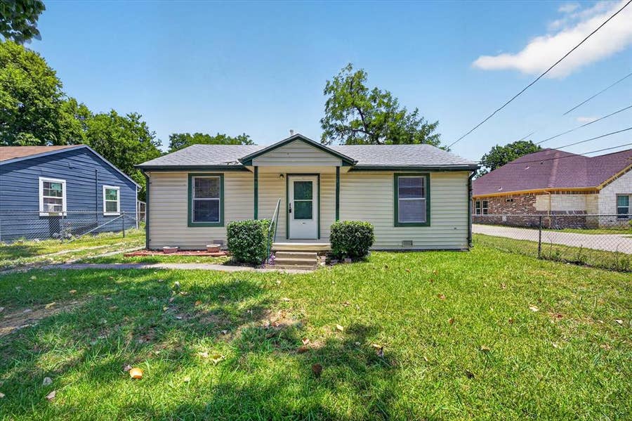 Property photo for 4450 Percy Street, Lancaster, TX