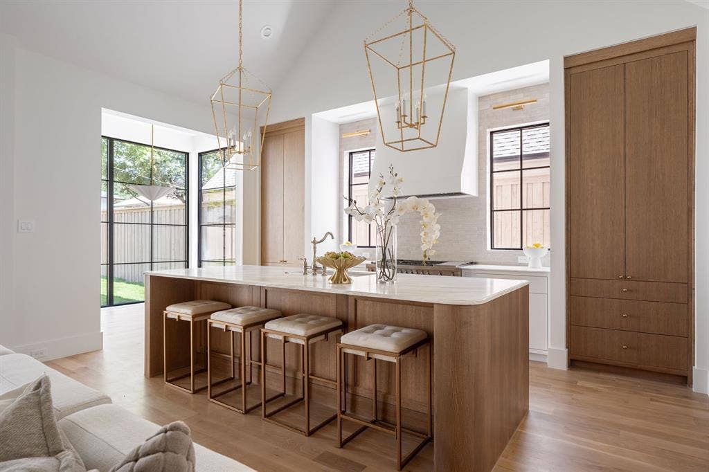 9027 Daytonia Avenue, Dallas, TX 75218 9027 Daytonia Avenue, Dallas, TX 75218