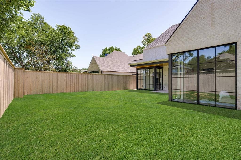 9027 Daytonia Avenue, Dallas, TX 75218 9027 Daytonia Avenue, Dallas, TX 75218