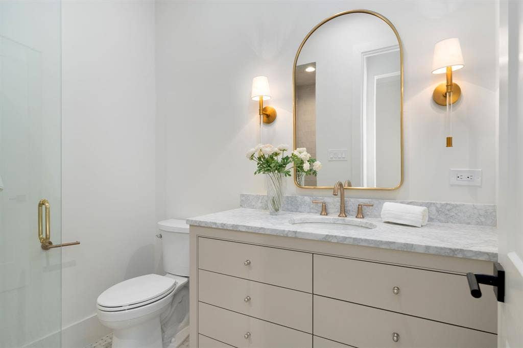 9027 Daytonia Avenue, Dallas, TX 75218 9027 Daytonia Avenue, Dallas, TX 75218