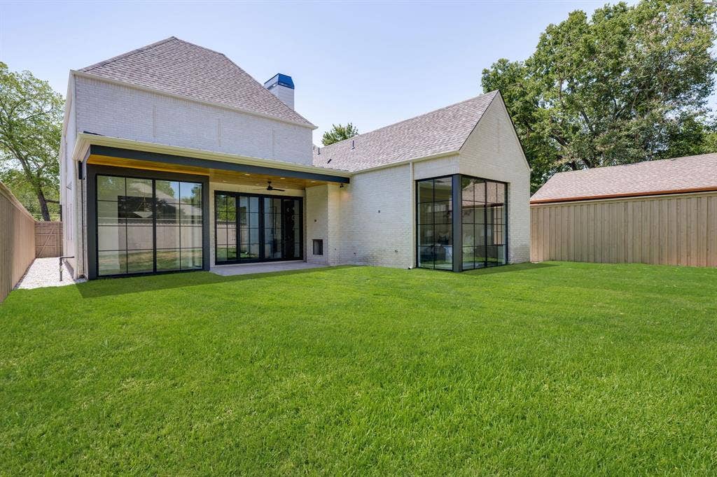9027 Daytonia Avenue, Dallas, TX 75218 9027 Daytonia Avenue, Dallas, TX 75218