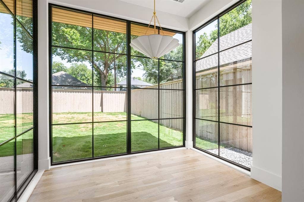 9027 Daytonia Avenue, Dallas, TX 75218 9027 Daytonia Avenue, Dallas, TX 75218