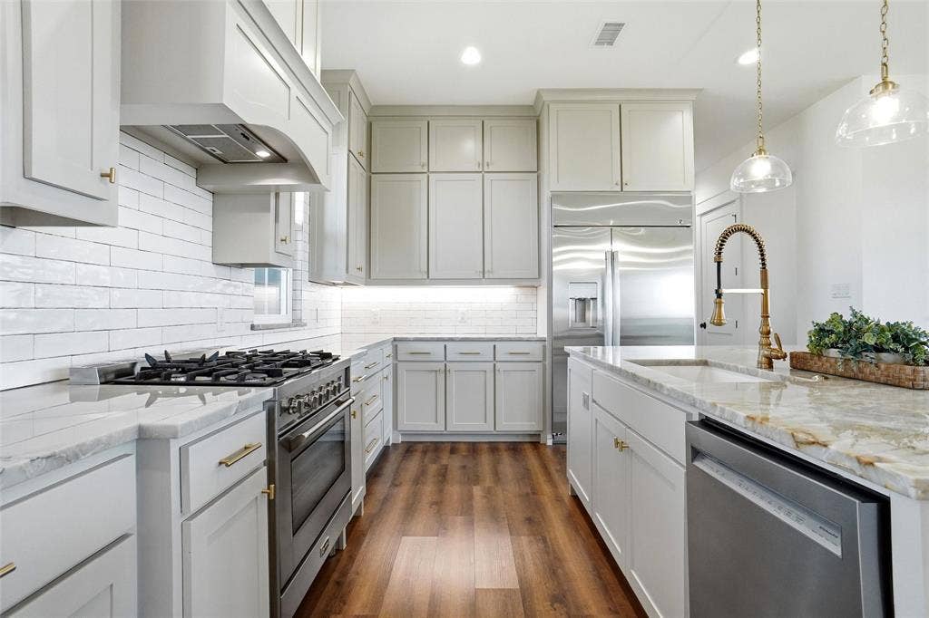 4411 Azalea Way, Midlothian, TX 76065 4411 Azalea Way, Midlothian, TX 76065