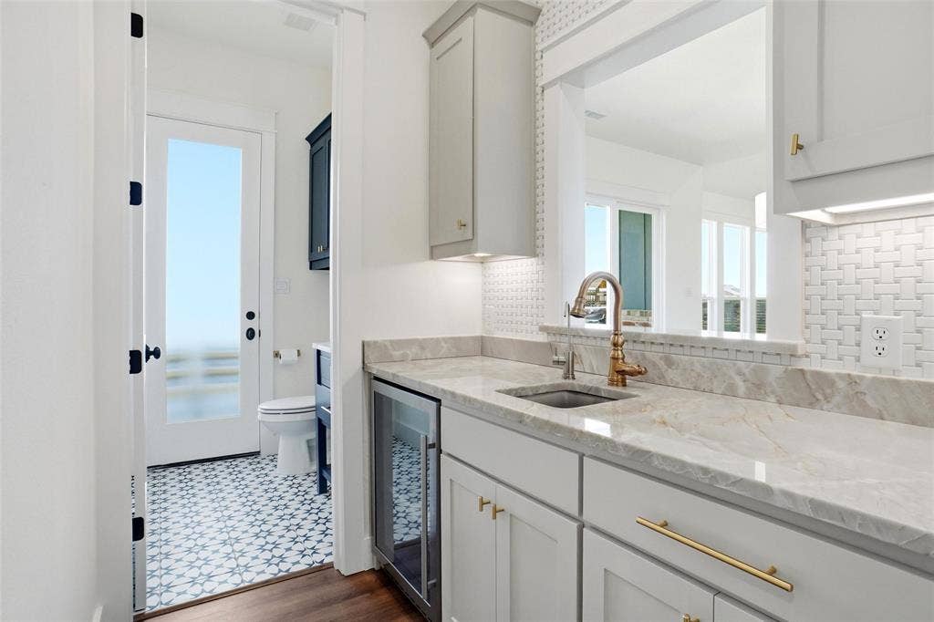 4411 Azalea Way, Midlothian, TX 76065 4411 Azalea Way, Midlothian, TX 76065