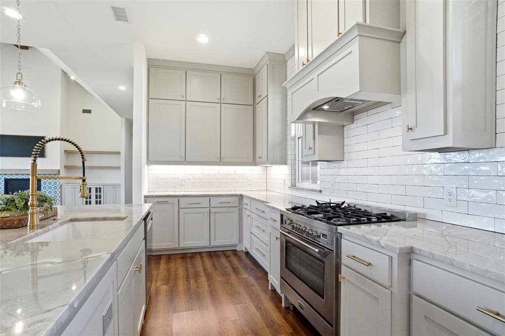 4411 Azalea Way, Midlothian, TX 76065 4411 Azalea Way, Midlothian, TX 76065
