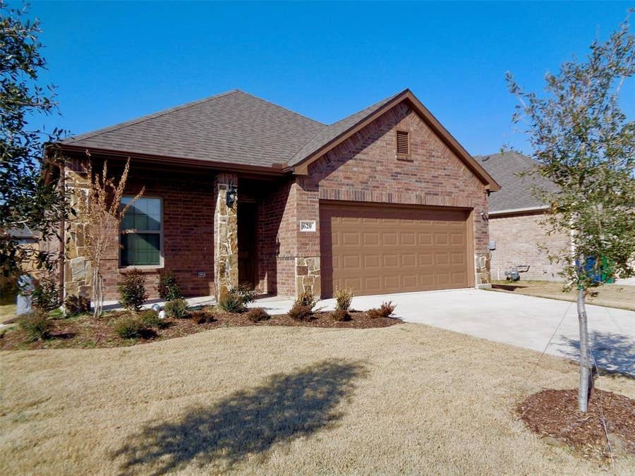 Property photo for 620 Dogwood Drive, Greenville, TX