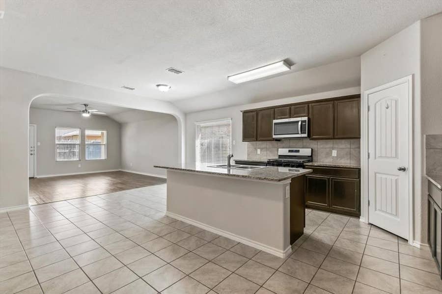 Property photo for 6308 Eagle Pier Way, Fort Worth, TX