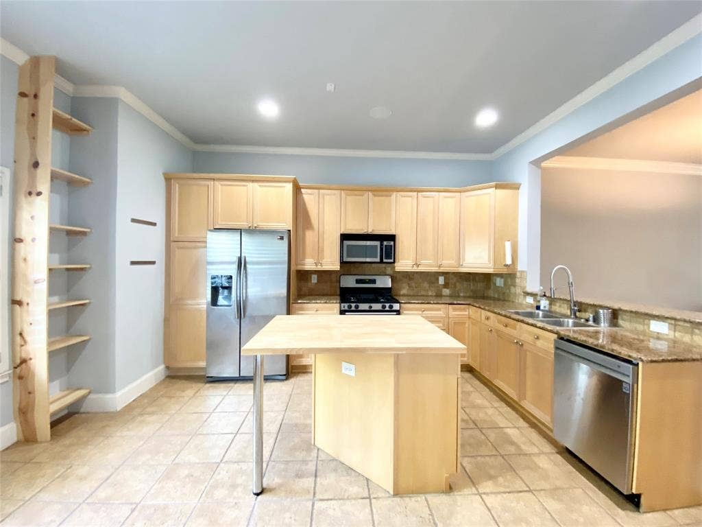 1430 Pecos Street, Dallas, TX 75204 1430 Pecos Street, Dallas, TX 75204