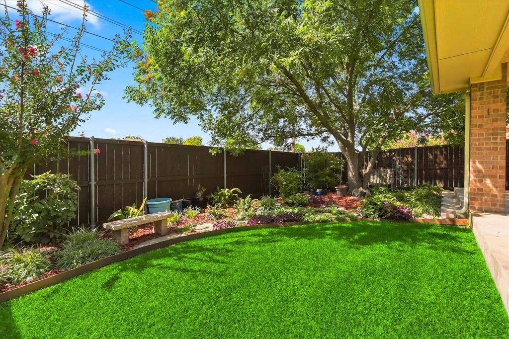 951 Mallard Drive, Coppell, TX 75019 951 Mallard Drive, Coppell, TX 75019
