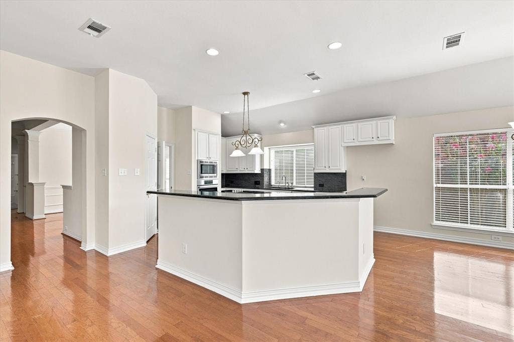 951 Mallard Drive, Coppell, TX 75019 951 Mallard Drive, Coppell, TX 75019
