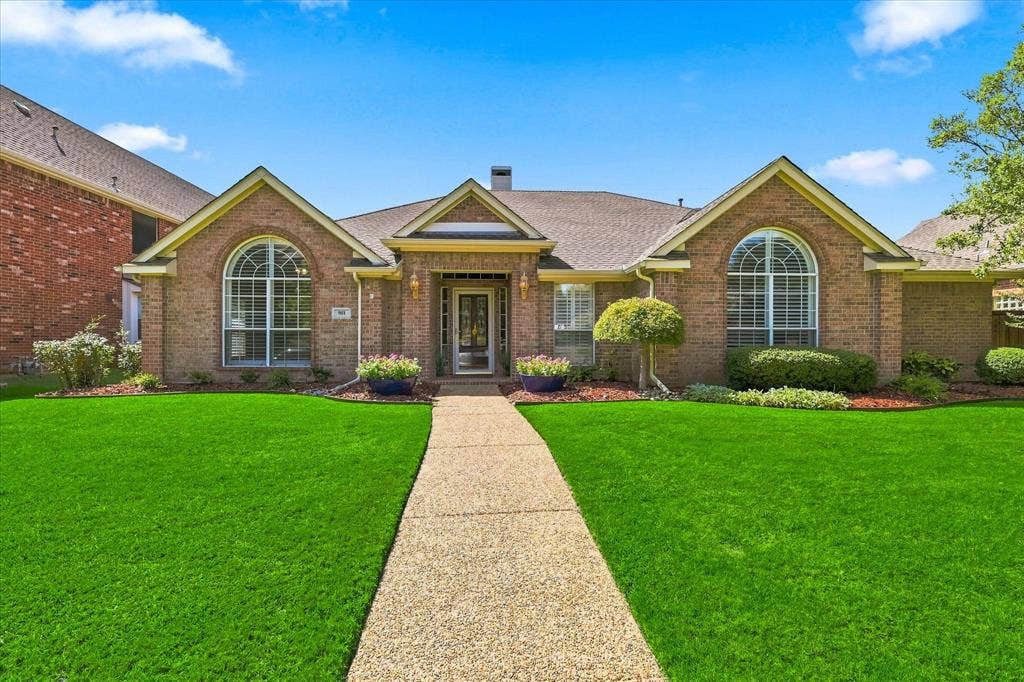 951 Mallard Drive, Coppell, TX 75019 951 Mallard Drive, Coppell, TX 75019