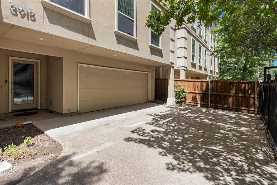 Property photo for 3915 Congress Avenue, #200, Dallas, TX