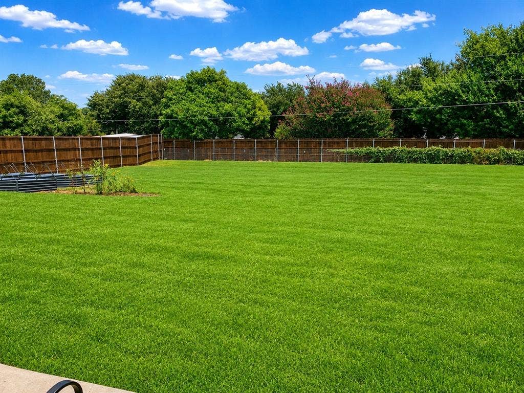 690 Serenity Lane, Red Oak, TX 75154 Lot size is .680 of an acre
